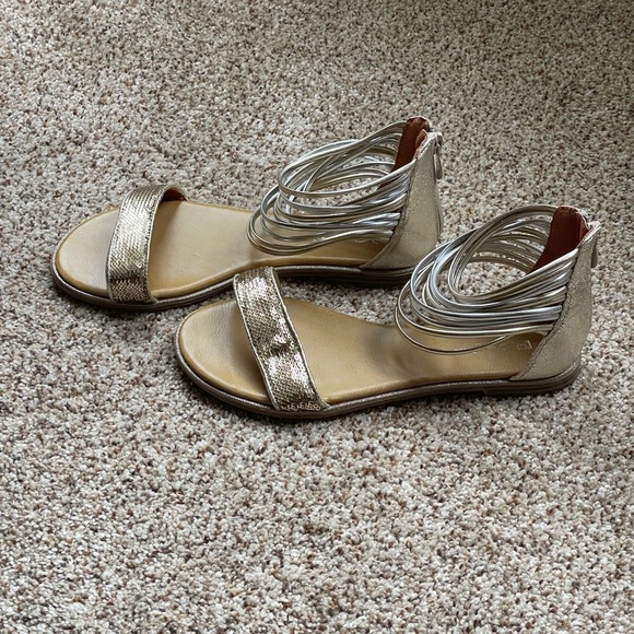 Port’er Statement Sequined Embellished Ankle Strap Gold Gladiator Sandal… - Picture 2 of 10